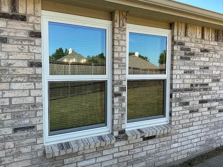 Noise reducing windows