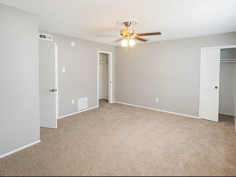 Hill Country Towne Homes — Photo 9