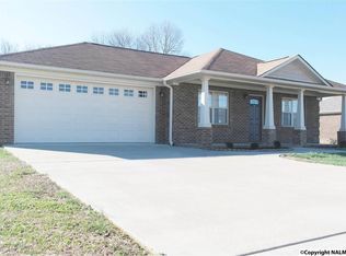 15886 Sorghum Ridge Dr, Elkmont, AL 35620