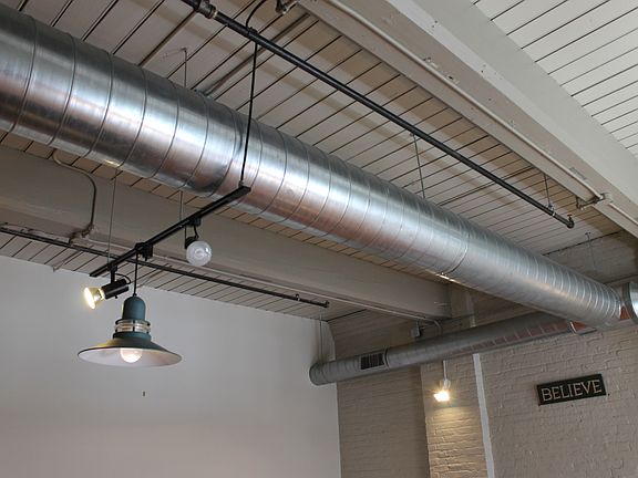 4th image of 759 N Salina St APT 24
