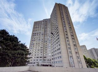 3700 Kaneff Cres SPACE H-11, Mississauga, ON L5A4B8