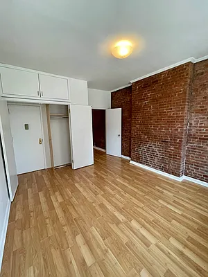 Rented by Voro, LLC | media 2