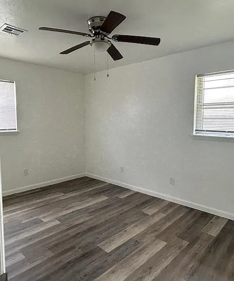 1724 NW 49th St — Photo 12