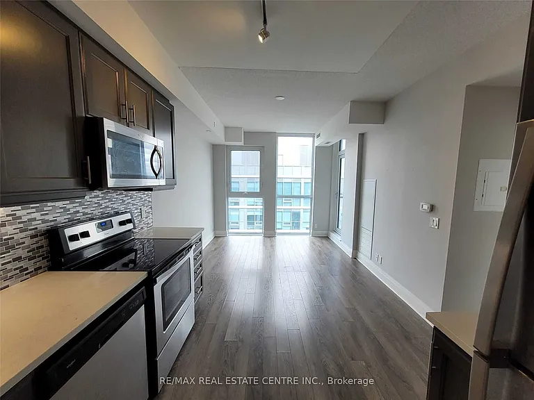 17 Zorra St #1202 — Photo 5