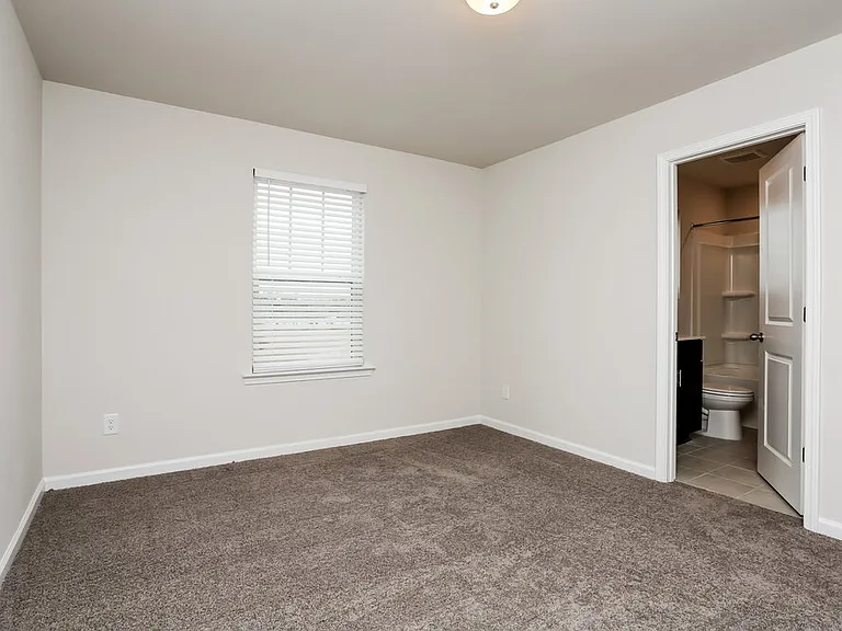 1157 Sunny Lake Dr — Photo 13