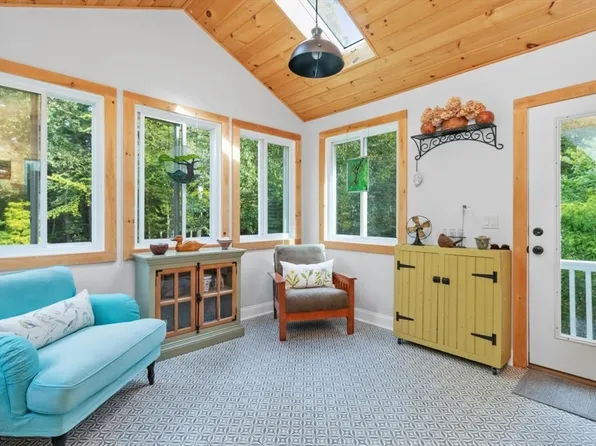 120 Burt St, Norton, MA 02766