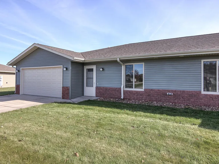 S5270 Damar Private Dr — Photo 38