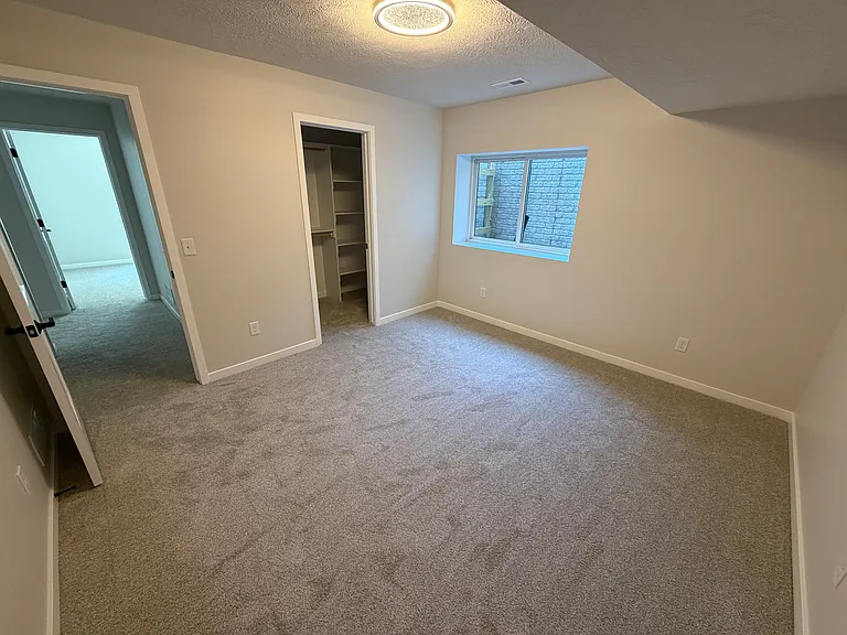 8111 Kallum Dr — Photo 19