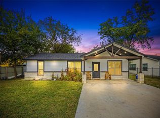 9107 Lake Park Dr, Houston, TX 77078