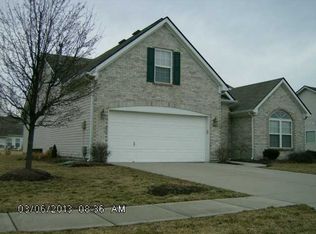 1318 Mineral Lake Dr, Brownsburg, IN 46112