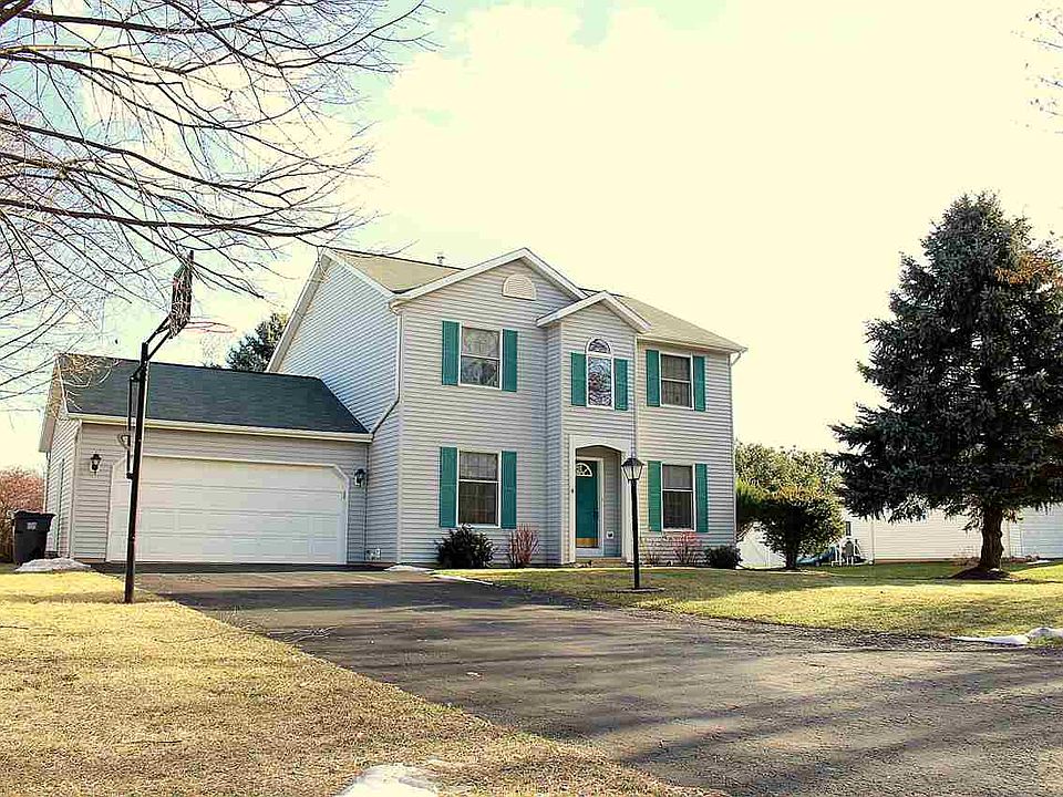 1st image of 6 Copperfield Dr