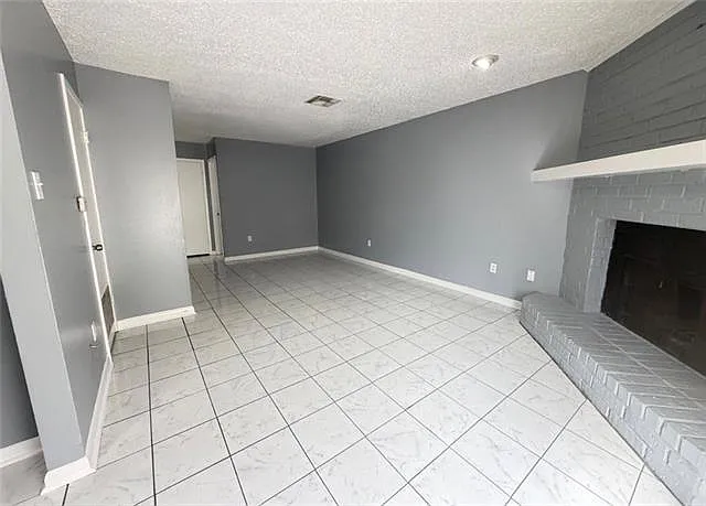 2 bed, 1.5 bath, 1100 sqft, $1,000 — Photo 4