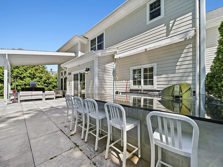 191 Jefferson Ave — Photo 39