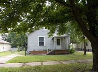 718 S Wyandotte Ave, Bartlesville, OK 74003