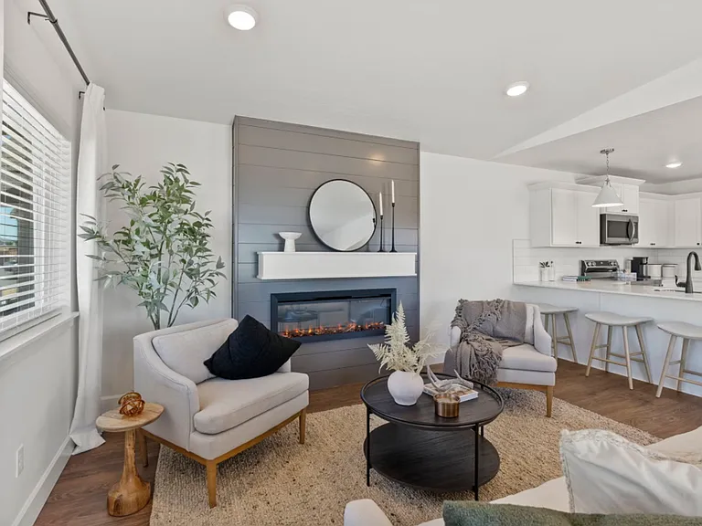 4111 SW Pumice Ave — Photo 2