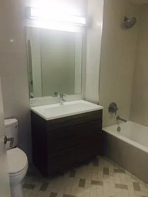 Rented by Kian Realty | media 27