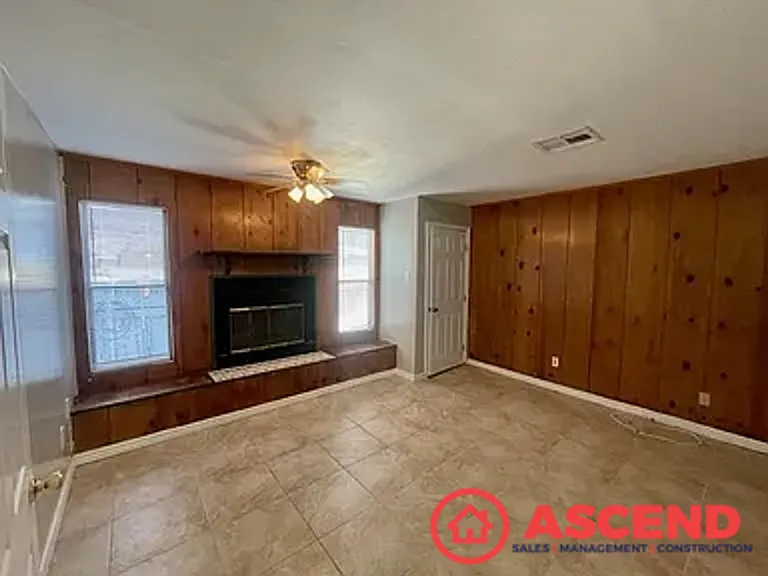 229 Philippine St — Photo 6