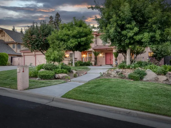 7664 N Kavanagh Ave, Fresno, CA 93711