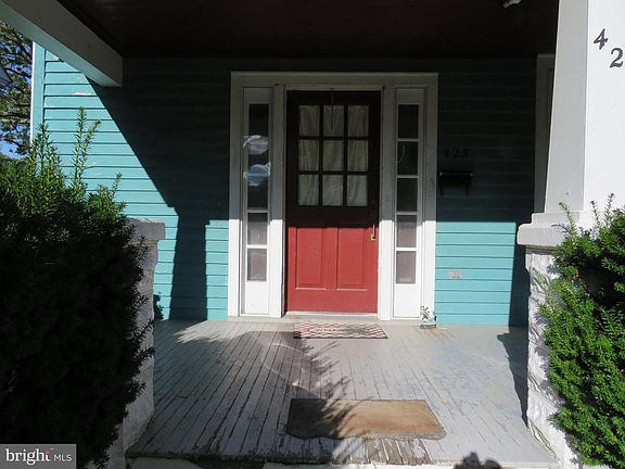 2nd image of 423 N Bradford St