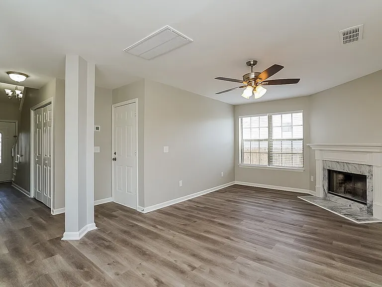 206 Babe Ruth Cv — Photo 6
