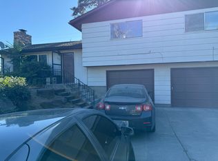 630 630/632 S Hamilton Dr #630, Sunnyside, WA 98944