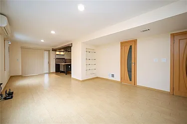 Sold by Momentum Real Estate LLC