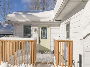 30 Kitchen Rd S, Huntsville, ON P1H 1Y3