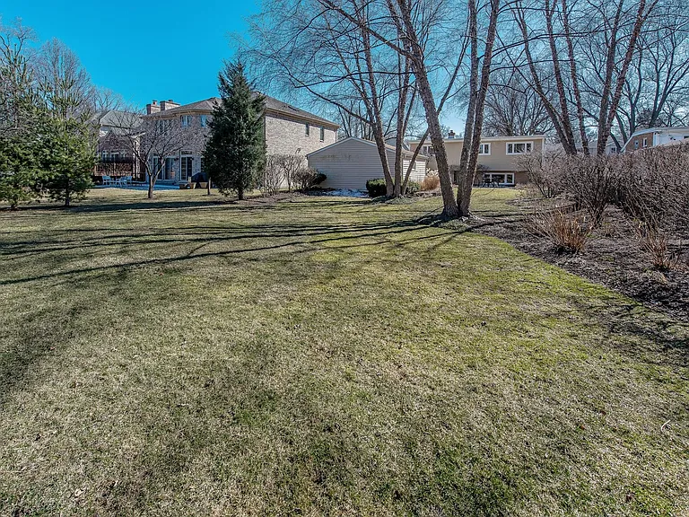 2322 Birchwood Ave — Photo 18