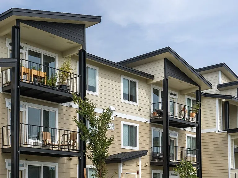 Bluegrass Farms Apartments — Photo 53