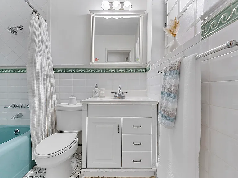 700 NE 26th Ave — Photo 34