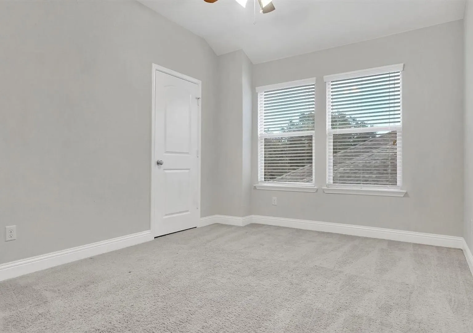 1908 Granite Springs Rd, Leander, TX 78641 — Photo 1