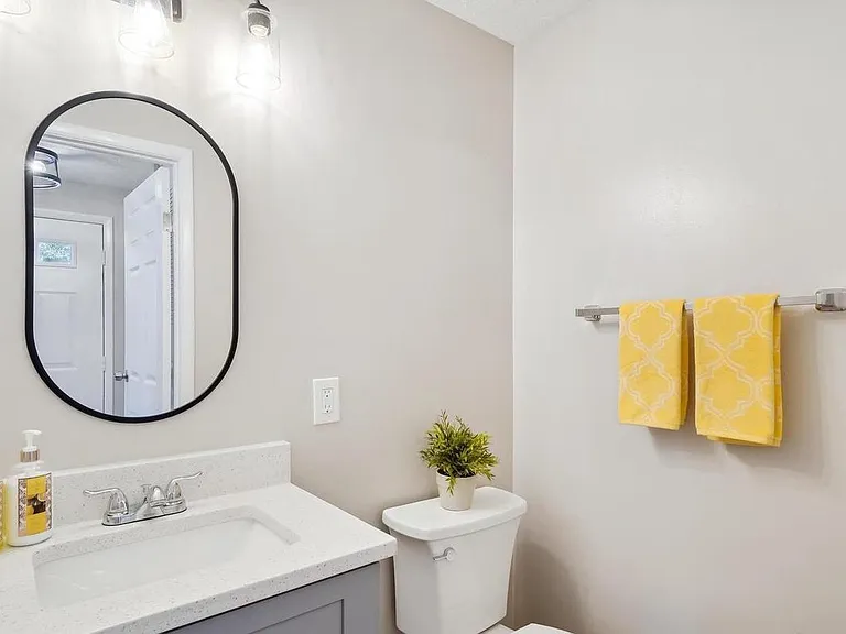 158 Fairfield Dr — Photo 4