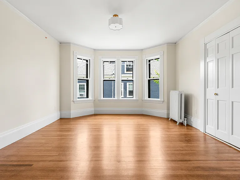 18 Loring Ave #2 — Photo 5