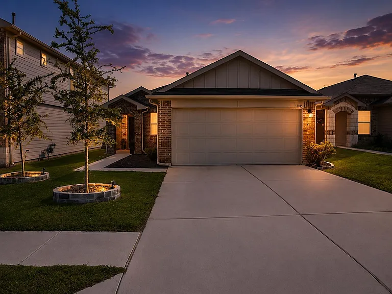 13906 Levy Ln — Photo 1