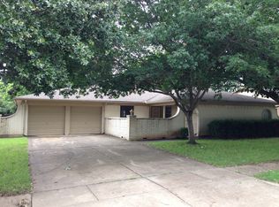 6429 Arthur Dr, Edgecliff Village, TX 76134