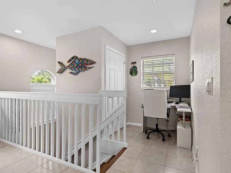 8050 Aberdeen Dr #202 — Photo 6