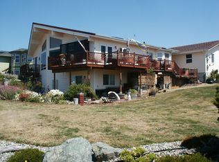 658 Palisades Dr, Coupeville, WA 98239