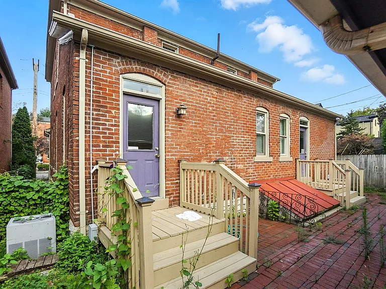 218 Brown St — Photo 26