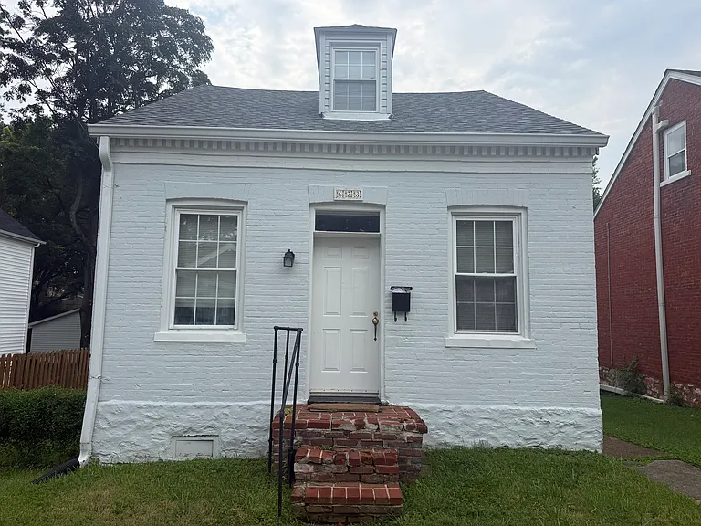 623 Jackson St — Photo 4