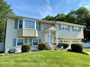 5 Snowden Rd, East Brunswick, NJ 08816