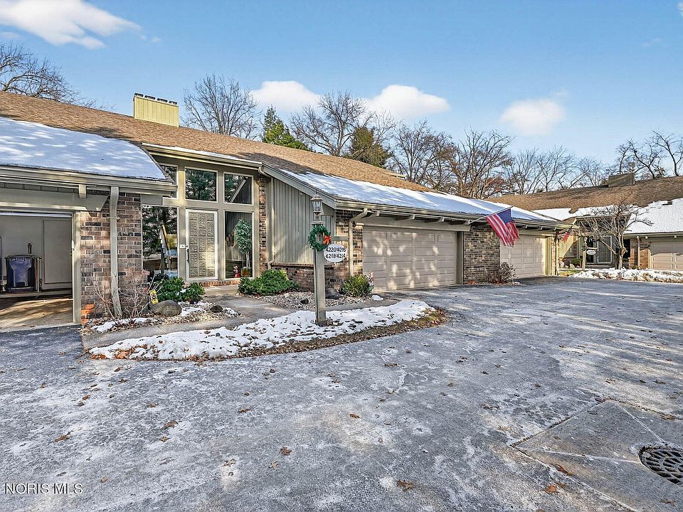 1st image of 4216 Stonehenge Dr #4
