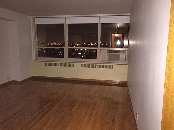 5th image of 3950 N Lake Shore Dr APT 2318