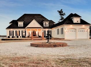 8938 Bar Harbor Ln, Hayes, VA 23072