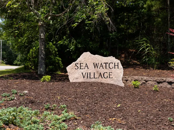 34 Roundhouse Road UNIT 34, Buzzards Bay, MA 02532