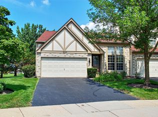 4668 N Sapphire Dr, Hoffman Estates, IL