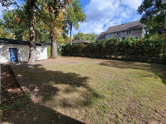 4th image of 1238 Black Oak Dr