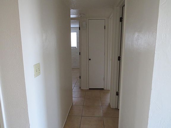 4th image of 5819 E 29th St