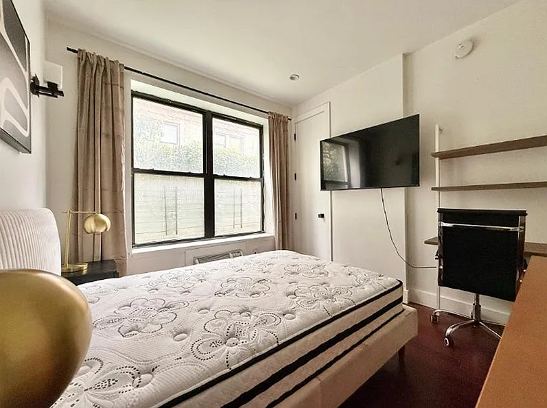 5 bed, 4.0 bath, $1,390 — Photo 4