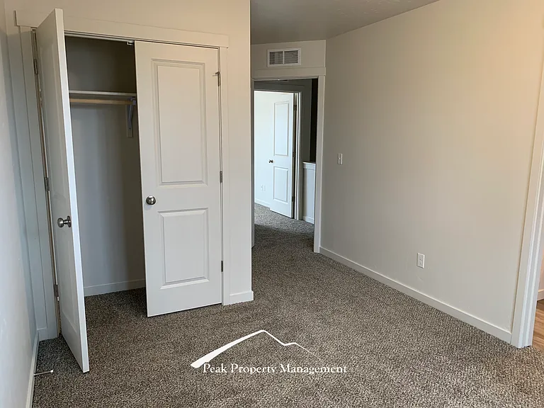 428 W Orchard Ave #1 — Photo 9
