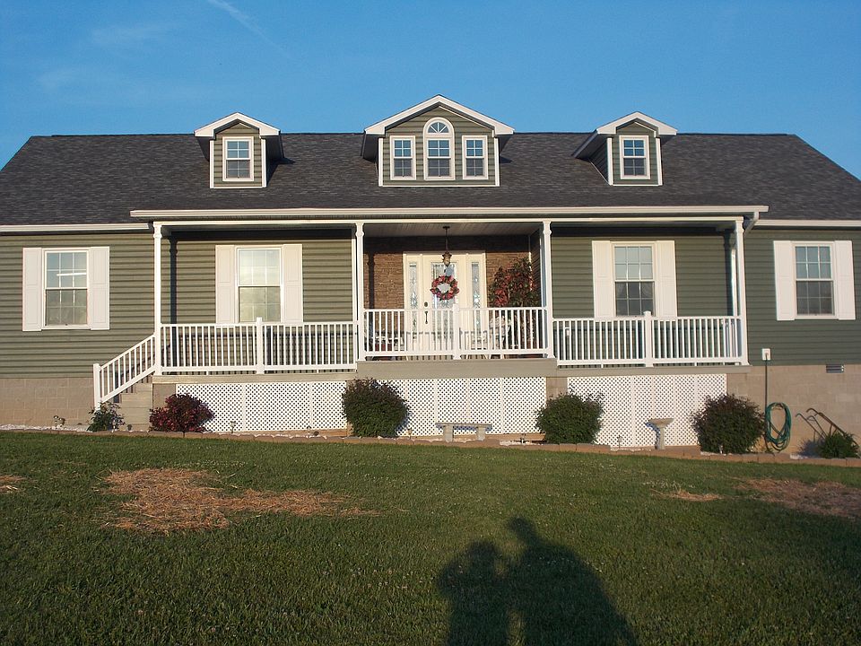 1st image of 130 Sally Ln